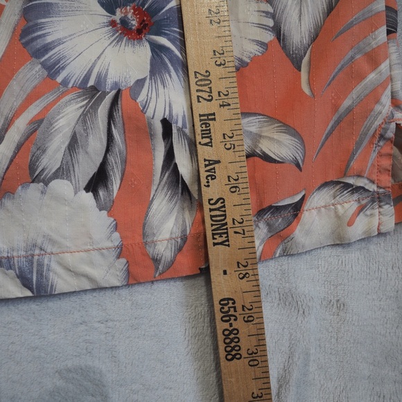 Tommy Bahama Sz S Floral Men’s Shirt Pattern Casual Button Down 100% Silk - Picture 10 of 12